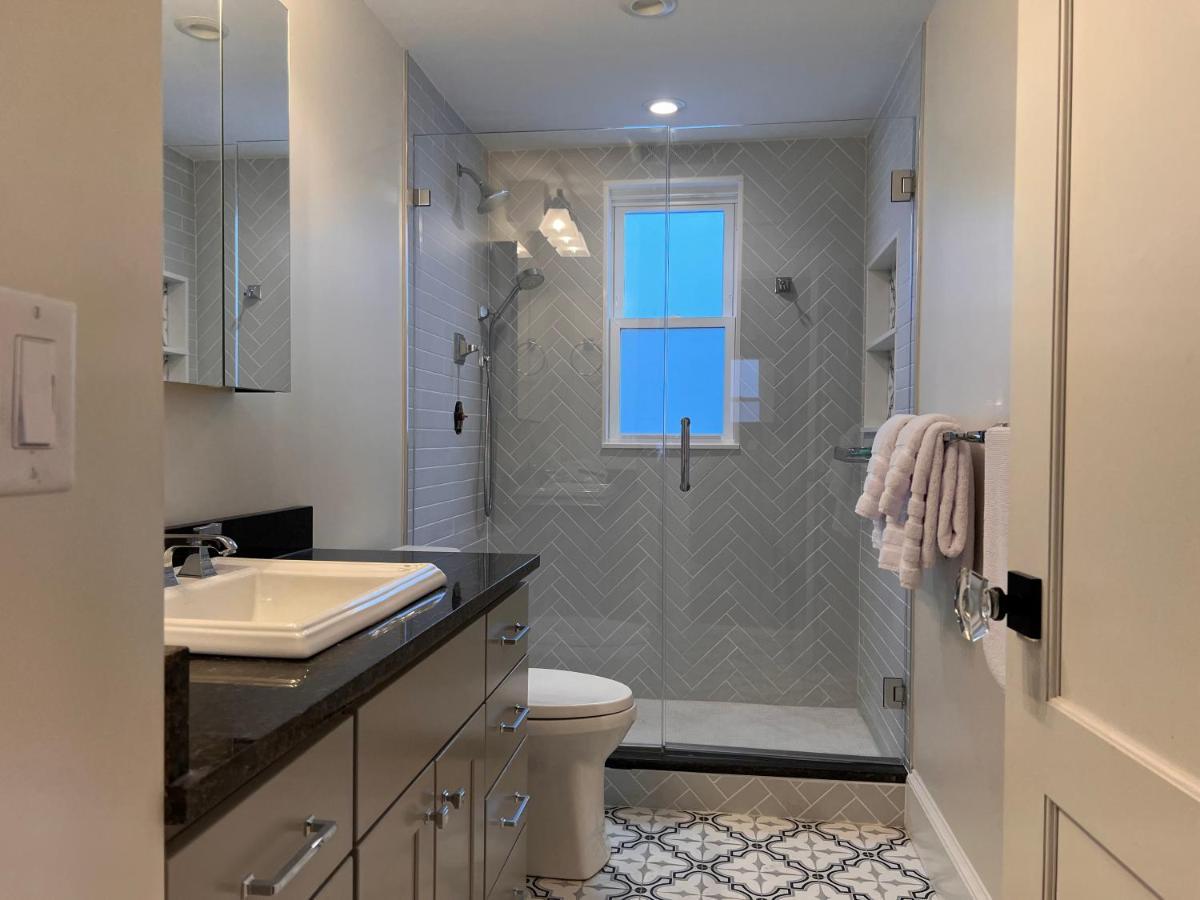 Your Boston Retreat - Great Porches - 2/Br Sleep 6 Everett Esterno foto